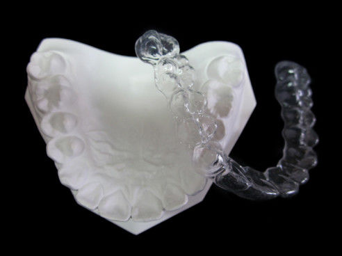 kupować Przejrzysty plastikowy aparatury oprawcze Orthodontics Clear Retainers online manufacture