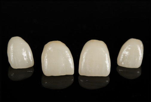 kupować Porcelana CAD/CAM stopiona z mostem z cyrkonia w celu przywrócenia naturalnego wyglądu online manufacture